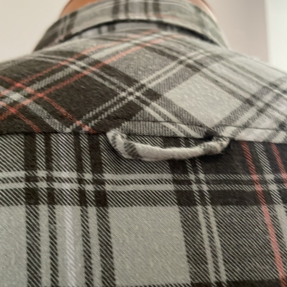 Hurley Classic Fit Button Down Shirt - Picture 4 of 12